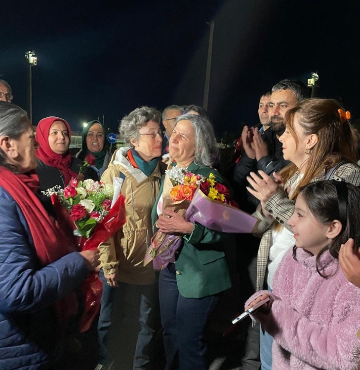 Gültan Kışanak ve Sebahat Tuncel'den tahliye sonrası açıklamalar
